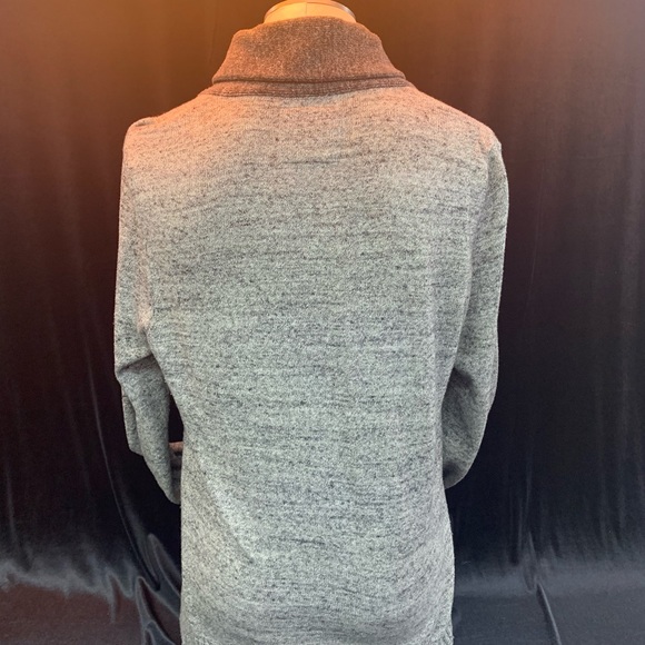 Abercrombie men’s L cardigan gently worn - Picture 2 of 8